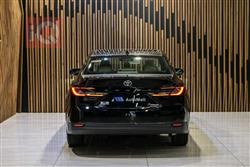 تۆیۆتا کامری